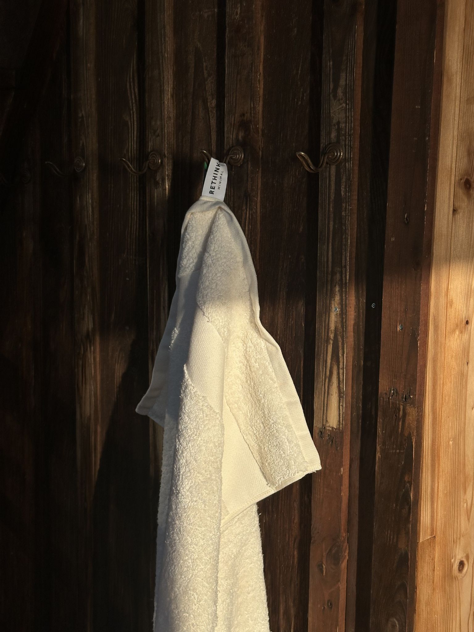 04 / The Bath Towel — 67x140 cm – Bild 2
