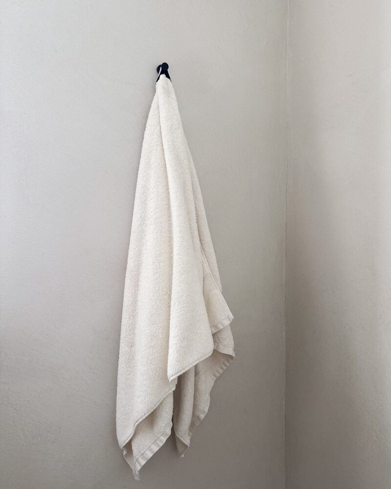 04 / The Bath Towel — 67x140 cm