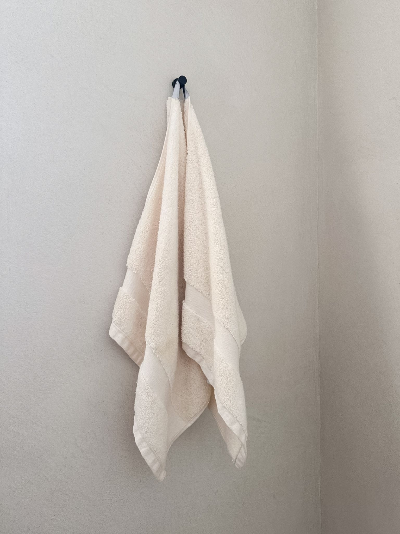 04 / The Bath Towel — 50x100 cm